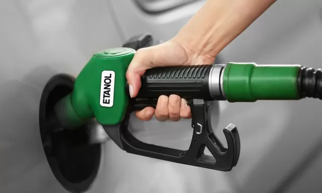 BBM RI Segera Dicampur Etanol, Ini Reaksi Mengejutkan Bos Toyota dan Daihatsu