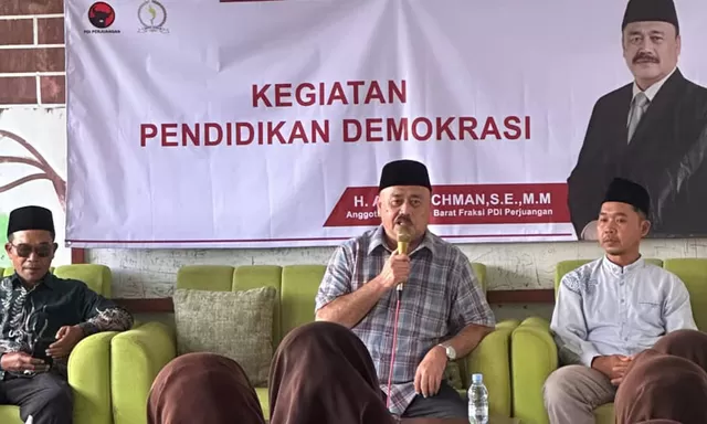 Anggota DPRD Jawa Barat Ajak Pelajar SMKS Al Muawanah Jadi Penggerak Perubahan Politik Sejak Dini