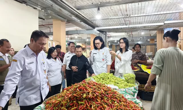 BI Jateng Terus Redam Pemicu Inflasi, Gencarkan Operasi Pasar Cabai di Solo dan Semarang