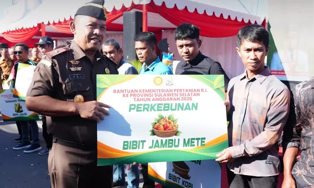 Ratusan Miliar Rupiah Mengalir ke Petani Sulsel, Kejati Ikut Kawal Penyaluran Bantuan Pertanian dari Kementan