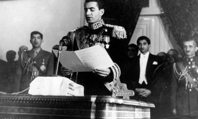 Dari Reza Shah hingga Revolusi 1979: Kejayaan dan Runtuhnya Dinasti Pahlavi di Iran