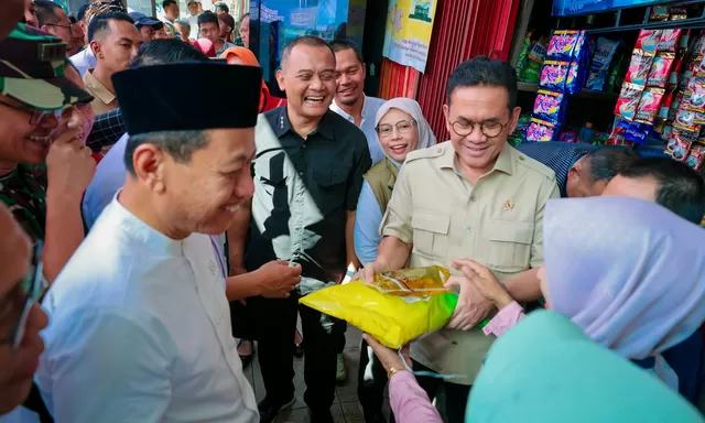Sidak Pasar Kudus, Mendag dan Gubernur Jateng Pastikan Pasokan dan Harga Tetap Terkendali