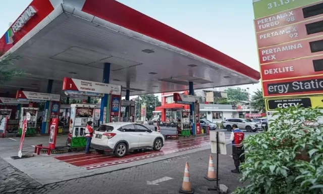 Pertamina ungkap alasan turunkan harga Pertamax Turbo dan 2 BBM nonsubsidi lainnya, sebut soal dinamika pasar minyak dunia