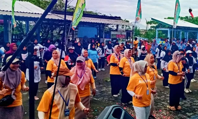 DPC - IWAPI Bantul Senam Massal dan Gelar Bazar Bersama 1.000 Srikandi
