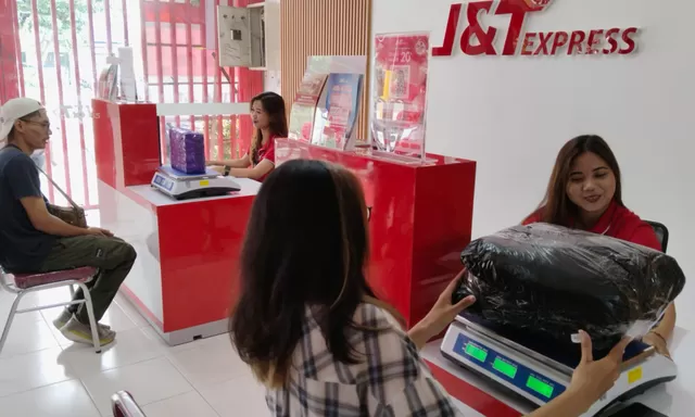 Beri Kenyamanan Ekstra Bagi Pelanggan, J&T Express Resmikan Drop Point Signature di Yogyakarta