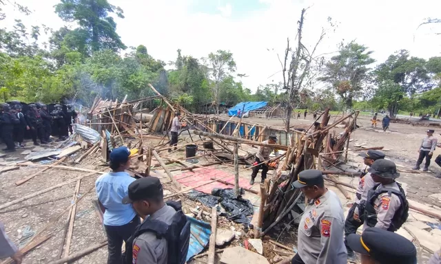 12 Tenda Perang Kwamki Narama Mimika Dibongkar Polisi, Kelompok yang Bertikai Melarikan Diri