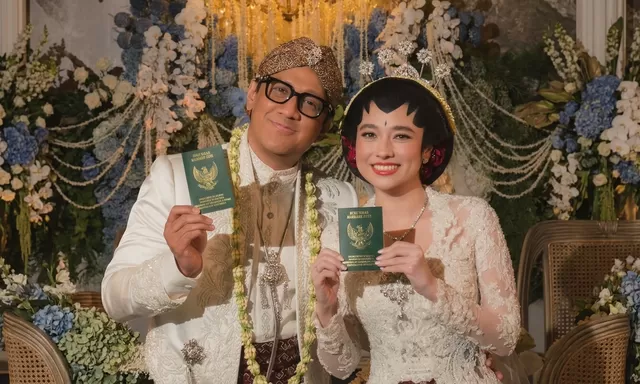 Resmi Menikah! Andre Taulany dan Amanda Rigby Gelar Akad Intimate, Maharnya Unik Banget