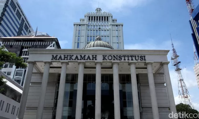 MK Kabulkan Gugatan Sejumlah Pasal UU ITE, Tegaskan Batasan Penegakan Hukum