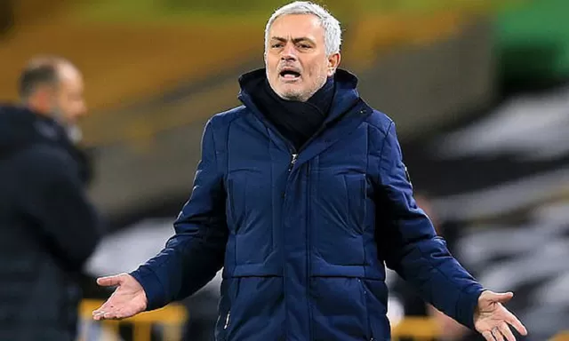 Tepis Keraguan Publik, Jose Mourinho Tegaskan Laga Pramusim Hanya Tempat Eksperimen