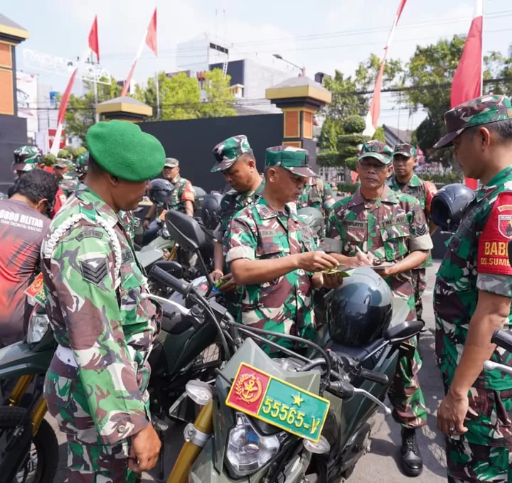 Tingkatkan Keselamatan Tugas Lapangan, Kodim 0808/Blitar Cek Kelayakan Kendaraan Dinas Jajaran