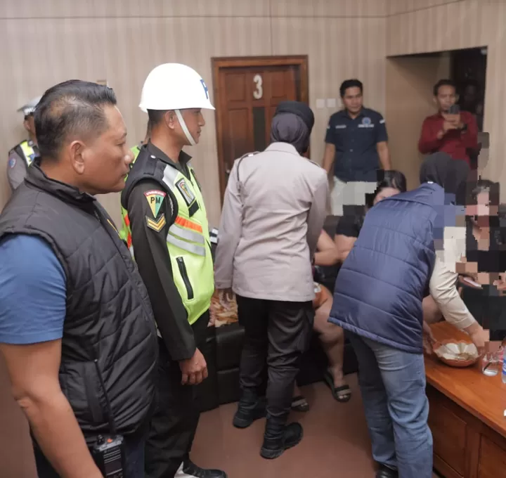 Jaga Blitar Tetap Kondusif, Polres Gelar Operasi Gabungan di Sejumlah Tempat Hiburan