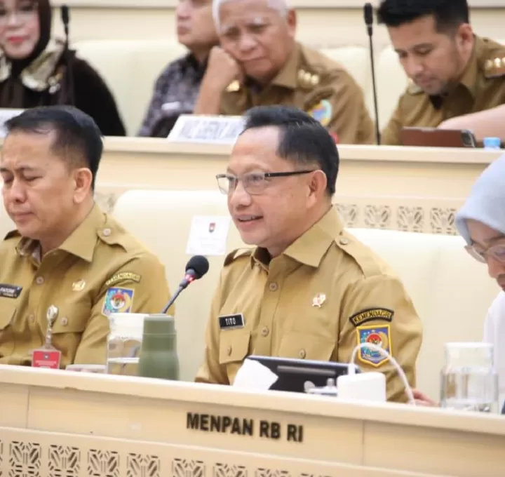 Mendagri Sodorkan 3 Solusi Strategis Agar PPPK Tak Diberhentikan di Tengah Pembatasan Belanja Pegawai Maksimal 30 Persen