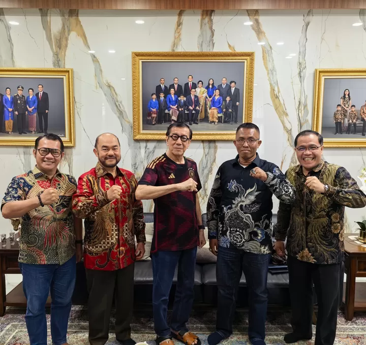 Manajemen MNI Melakukan Pertemuan Dengan Ketua Dewan Pembina Perkuat Fondasi Jurnalistik