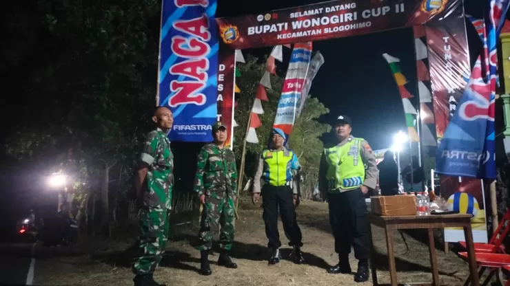 Patroli Malam Berlanjut Pengamanan, TNI-Polri Jaga Kondusivitas Slogohimo