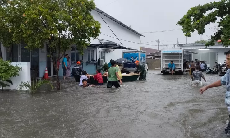 Banjir Kota Padang mulai surut,  catat statusnya sekarang