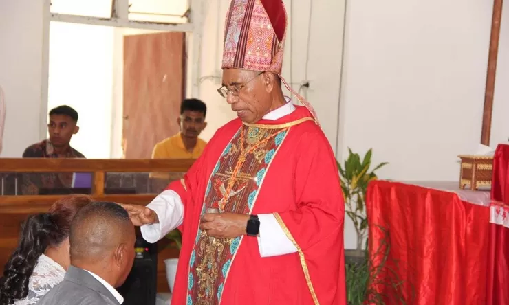 Titik Balik 59 Warga Binaan Lapas Atambua Melalui Penerimaan Sakramen Krisma dari Mgr. Dominikus Saku