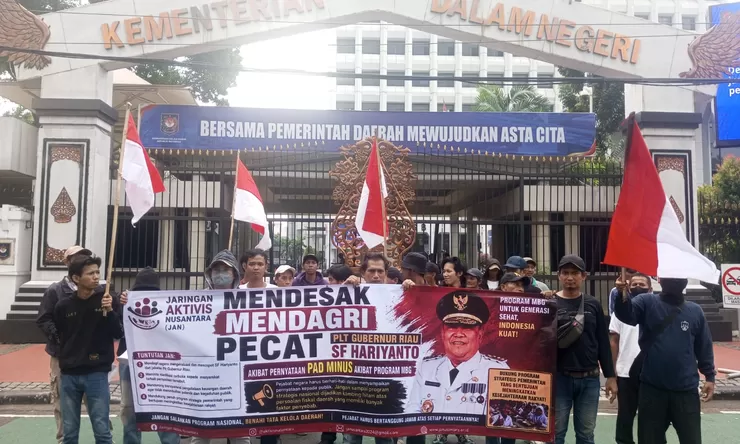 MBG Dituding Bikin PAD Riau Minus, JAN Desak Mendagri Nonaktifkan SF Hariyanto