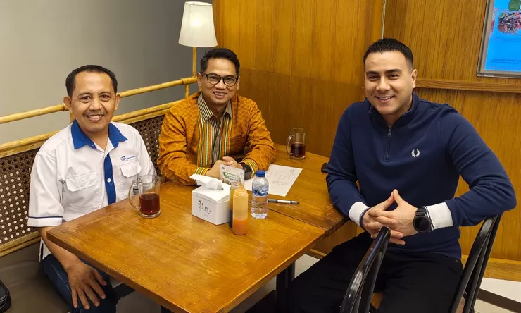 Berdiskusi Tentang Peran Strategis dan Masa Depan Media Dengan Pengusaha Muda Nofel Saleh Hilabi