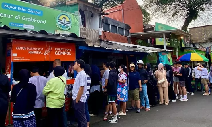 Kupat Tahu Gempol, Wisata Kuliner Legendaris Bandung Sejak 1965 yang Tetap Diburu Pecinta Kuliner