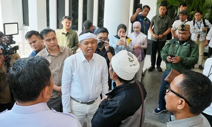 SPMB Jawa Barat 2026 Masih Panjang, Dedi Mulyadi Minta Orang Tua Tak Panik Soal Sekolah Tujuan