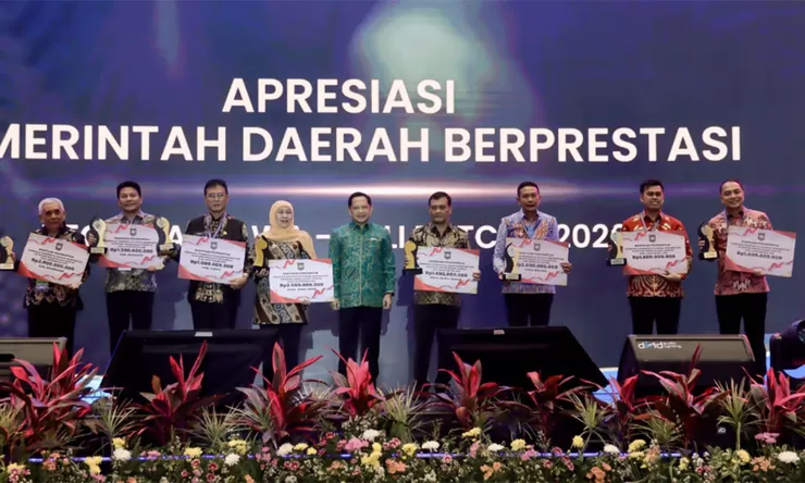 Pemkab Ciamis Raih Juara 3 Pemerintah Daerah Berprestasi Regional Jawa-Bali, Unggul di Pengelolaan Sampah