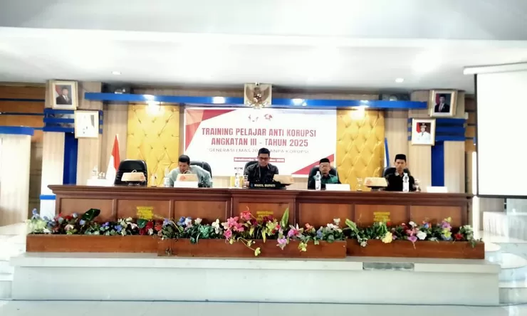 Buka Training SCW, Edy Manaf Nyalakan Semangat Pelajar Bulukumba Lawan Korupsi