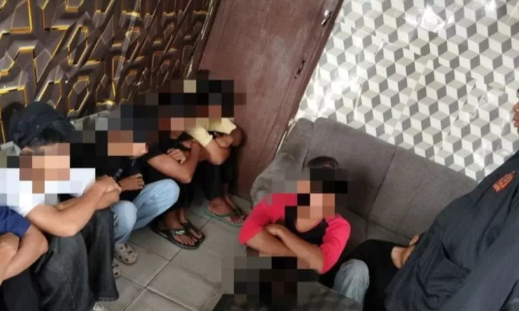 Demi Ikuti Tren, Enam Pelajar di Cianjur Nekat Duel Satu Lawan Satu di Tengah Hutan!