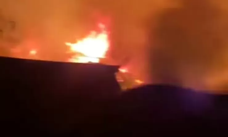 Saat Fajar Tak Lagi Membawa Tenang: Puluhan Rumah Warga Tallo Ludes Terbakar, 90 KK Kehilangan Tempat Tinggal