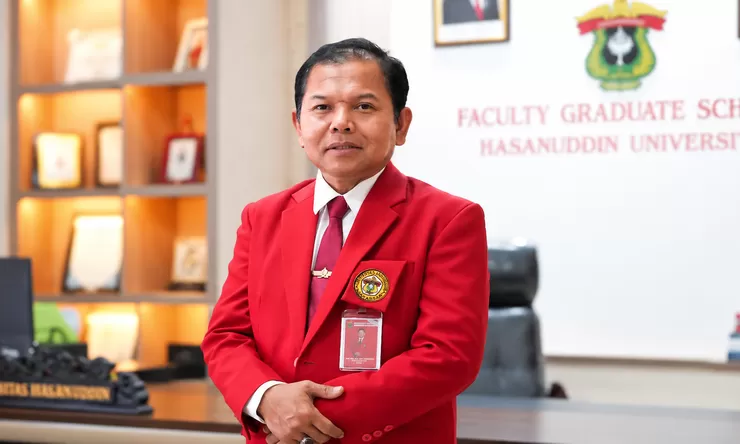 Kota Boleh Dipenuhi Gedung, tetapi Apakah Warganya Bahagia? Prof. Sukri Palutturi Bawa Gagasan Kota Sehat di EBHIC 2026