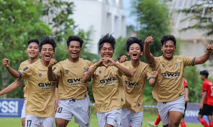 Laga Perdana Liga 4 Seri 2 Piala Gubernur Jawa Barat, GWR Family FC Tekuk Citeureup Raya dengan Skor 2-1