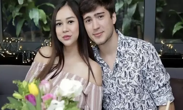 Siapa Mantan Suami Aura Kasih? Sosok Ini Kembali Disorot Usai Isu yang Menyeret Ridwan Kamil