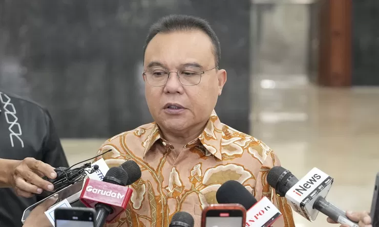 Dasco imbau warga lepas dollar, rupiah diprediksi menguat pekan depan