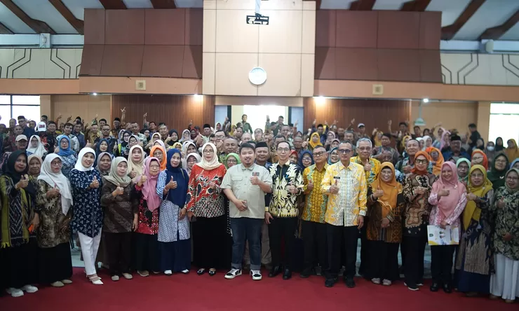 SK pensiun 181 ASN diserahkan, Bupati Subang apresiasi dedikasi pegawai