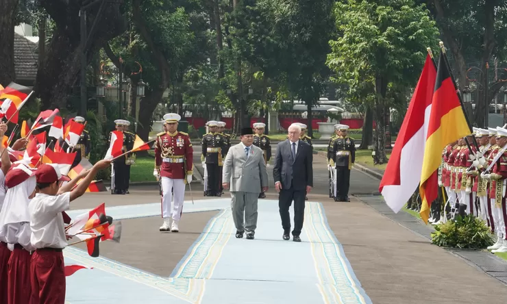 Prabowo Sambut Presiden Jerman Steinmeier dengan 120 Pasukan Berkuda