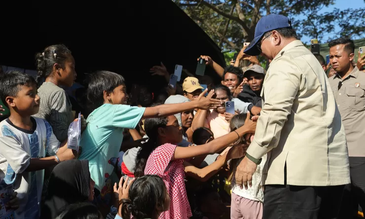 Prabowo Kunjungi Posko Pengungsian Nagekeo NTT, Respons Cepat Pemerintah Diapresiasi Warga Terdampak