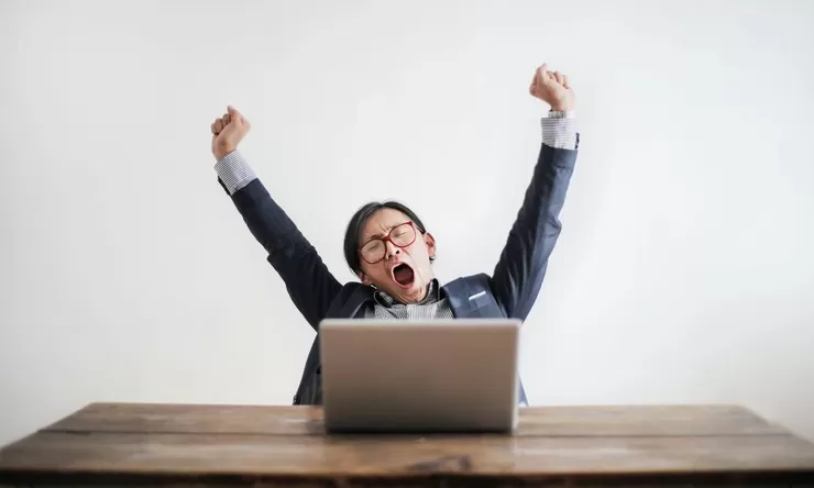 Mengapa Kita Merasa Mengantuk Setelah Makan? Misteri Di Balik Fenomena Ini Terungkap!