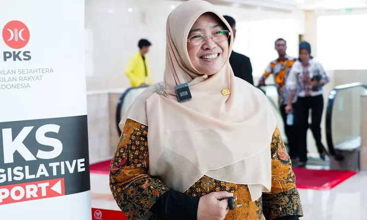 Wakil Ketua Komisi X Sebut Batik Jadi Budaya Indonesia yang Adaptif