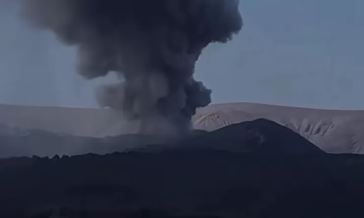 Status Gunung Anak Krakatau Naik Jadi Siaga, Badan Geologi Larang Aktivitas dalam Radius 5 Km