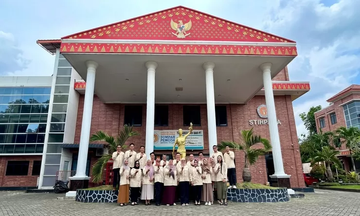 Pionir Hukum Digital, STIHPADA Palembang Solusi Cerdas Pendidikan Hukum Anda!