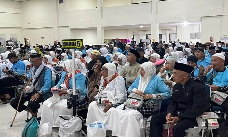 390 Jemaah Haji Kloter  3  Embarkasi Padang, Sumbar Tiba di Bengkulu