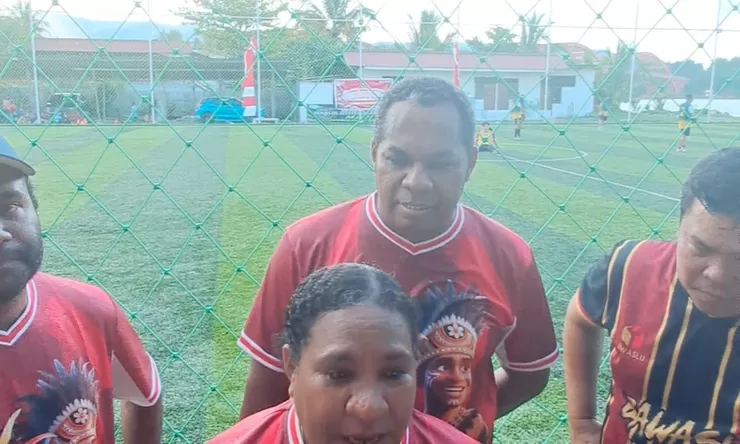 "Bukan Cuma Urus Pemilu, KPU Papua Tanam Pohon dan Gelar Mini Soccer Sambut HUT RI ke-81"