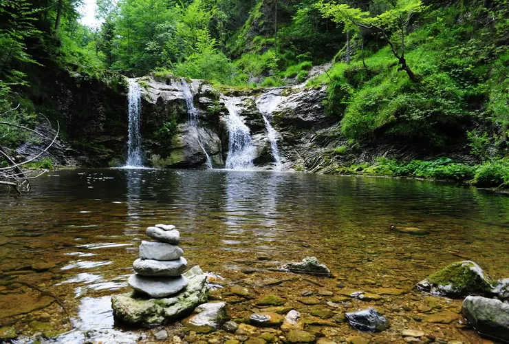 Air Terjun Sibak Aceh Barat, Hidden Gem yang Bikin Lelah Perjalanan Langsung Terbayar!