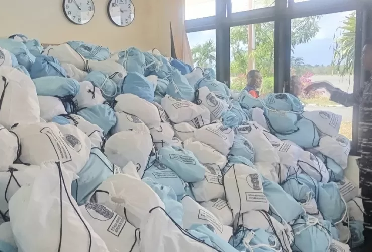 Bantuan Presiden Prabowo untuk Korban Gempa NTT, 4.925 Paket Sembako Tiba