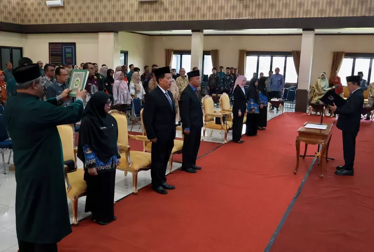 "Jaga Kinerja, Akan Terus Dipantau!" Zulmaeta Lantik Sekaligus Beri Peringatan Tegas ke Pejabat Baru