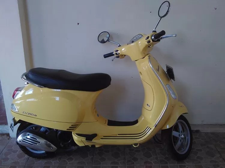 Harga Vespa Matic Lx 150ie Bekas Cuma Rp18 Juta Pilihan Tepat Ganti