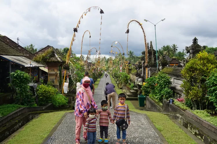 Pesona Desa Adat Penglipuran, Alternatif Destinasi Wisata Di Bali ...