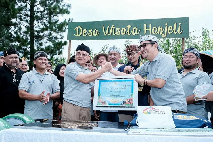 Desa Wisata Hanjeli Di Kawasan Geopark Ciletuh Menawarkan Konsep ...