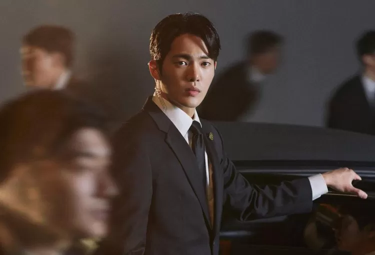 Potret Kim Gun Woo yang menerima tawaran proyek drama terbarunya Eun Joong and Sang Yeon.