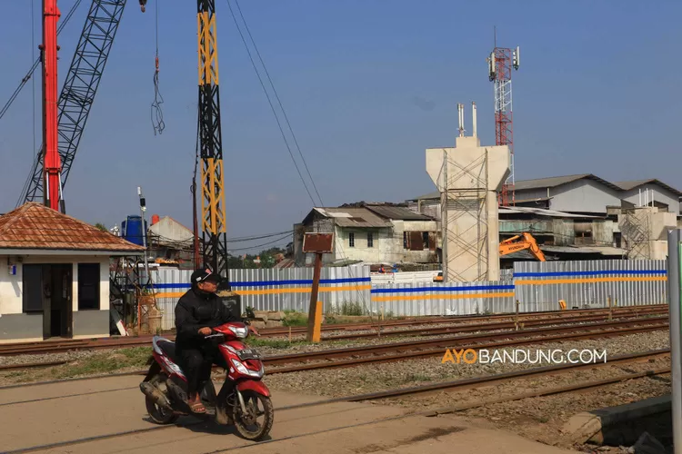 FOTO BANDUNG : Progres Pembangunan Proyek Flyover Ciroyom - Ayo Bandung