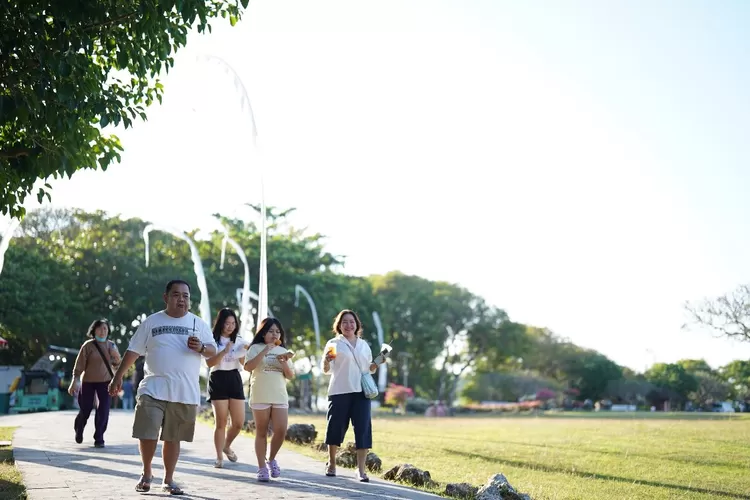 Suasana The Peninsula Island